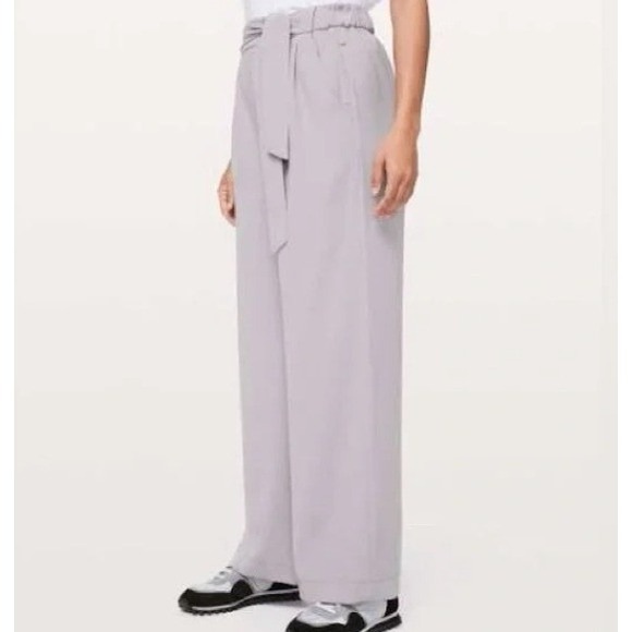 Lululemon Pants - Lululemon Noir Pant Trouser Wide Leg Pant Women Size 4 Gray Pockets Silverscreen